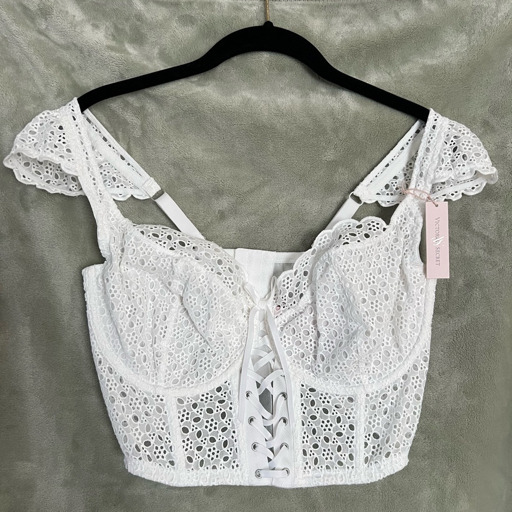 Victoria’s Secret white lace corset top 🤍